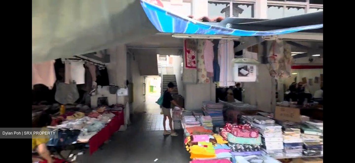 Yishun New Town (D27), Shop House #465249971